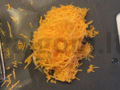 Salotas „Saldus morkų lizdelis“ Žingsnis 1