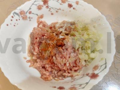 Vištienos zrazai su grybais Žingsnis 2