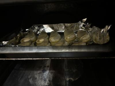 Sūrio pyragėliai ant trupinių tešlos Žingsnis 8