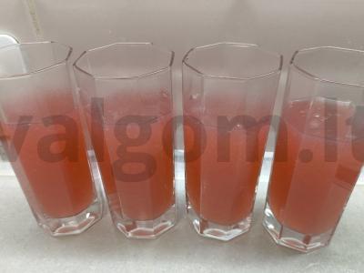 Šaldytų slyvų kisielius pagrindine nuotrauka