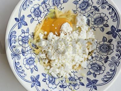 Omletas su cukinija ir sūriu Žingsnis 2