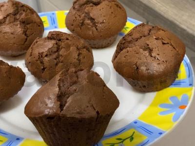 Šokoladiniai keksiukai su pienu Žingsnis 4