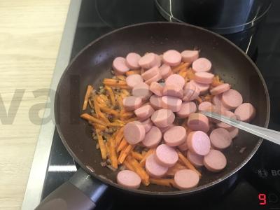 Sriuba su dešrelėmis Žingsnis 3