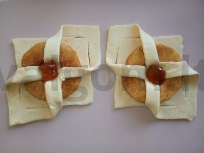 Obuolių pyragėliai su cukrumi ir cinamonu Žingsnis 3