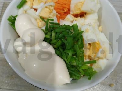 Jūros kopūstų salotos su morkomis ir kiaušiniu Žingsnis 5