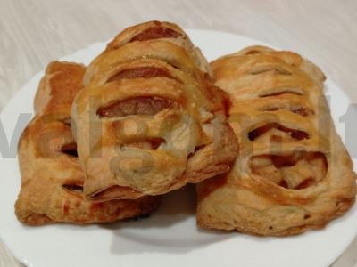 Obuolių sluoksniai pagrindine nuotrauka