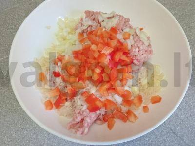 Ežiukai su kiaulienos faršu ir paprikomis Žingsnis 3