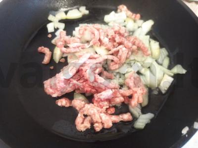 Grikių košė su keptu faršu ir vištienos kiaušiniu Žingsnis 1