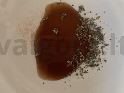 Vištienos romšteksas su baziliku Žingsnis 1