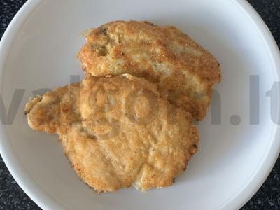 Vištienos romšteksas su baziliku pagrindine nuotrauka