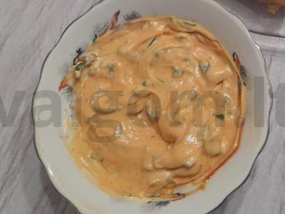 Mėsos padažas su kečupu pagrindine nuotrauka