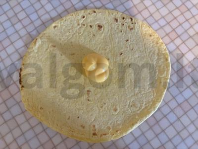 Sūrio šaurma su rūkytomis vištienos krūtinėlėmis Žingsnis 2