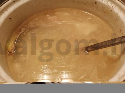 Vištienos sultinys su ryžiais ir grūdais Žingsnis 3