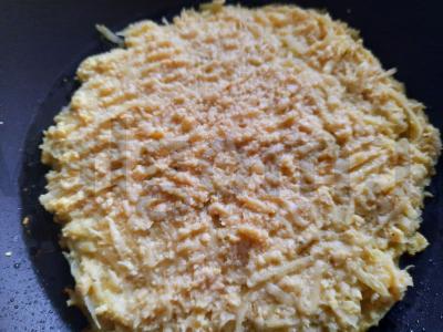 Avinžirnių ir bulvių blynas su daržovėmis Žingsnis 4