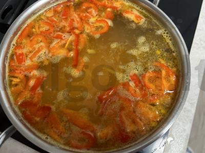 Medžiotojų sriuba su dešrelėmis Žingsnis 4