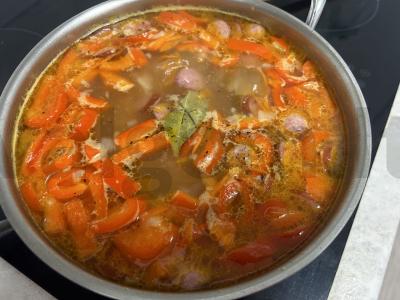 Medžiotojų sriuba su dešrelėmis Žingsnis 6