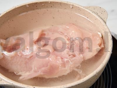 Vištienos ir sezamo salotos Žingsnis 1