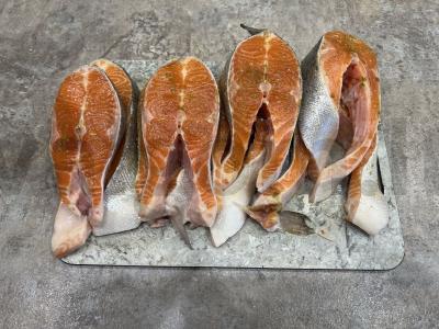 Lašišų steikai apelsinų marinate Žingsnis 2