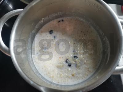 Pieninė košė iš kvietinių kruopų su razinomis Žingsnis 3