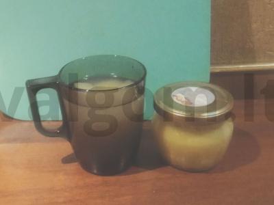 Obuolių-apelsinų kompotas pagrindine nuotrauka