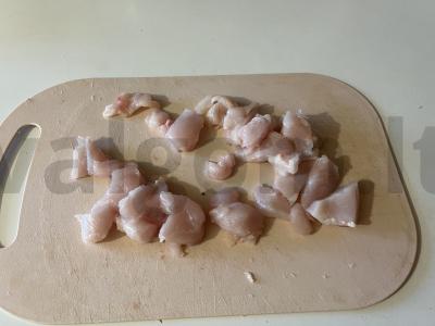 Sultinga šašlykinė su marinuota vištiena Žingsnis 1