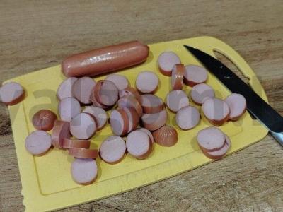 Greita solianka su mėsa ir dešrelėmis Žingsnis 3