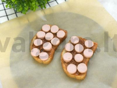 Karšti sumuštiniai su dešrelėmis ir barbekiu padažu orkaitėje Žingsnis 2