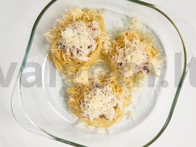 „Lizdai“ su vištiena ir grybais Žingsnis 5