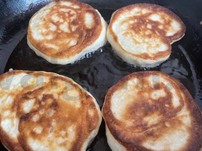 Rūgštaus pieno blynai Žingsnis 4