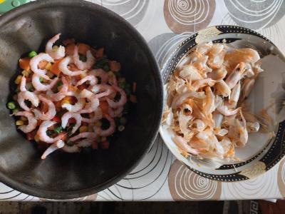 Keptas meksikietiškas mišinys su krevetėmis po sūriu Žingsnis 4