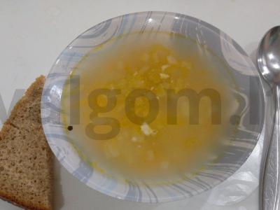 Sriuba iš kiaulienos troškinio su vermišeliais pagrindine nuotrauka