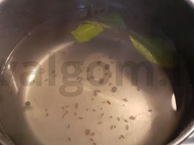 Dietiniai marinuoti cukinijos Žingsnis 2