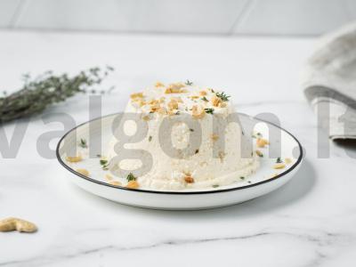 Namų sūris su kiaušiniu pagrindine nuotrauka