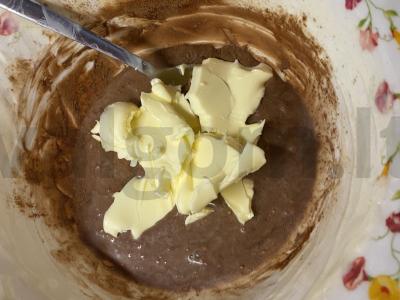 Uogų tortas su šokoladiniu biskvitu Žingsnis 6