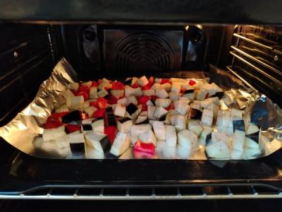 Šiltas salotas su burrata ir vyšniniais pomidorais Žingsnis 1