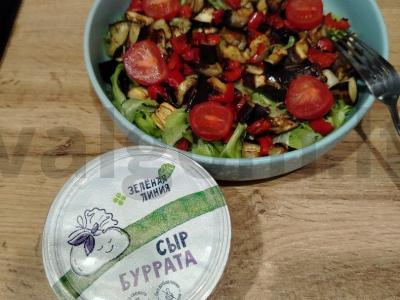 Šiltas salotas su burrata ir vyšniniais pomidorais Žingsnis 5