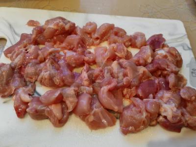 Sluoksniuotas mielinis pyragas su vištiena ir grybais Žingsnis 5