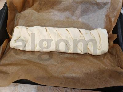 Sluoksniuotas mielinis pyragas su vištiena ir grybais Žingsnis 15