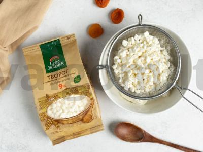 Varškės pyragas su džiovintomis abrikosais Žingsnis 5