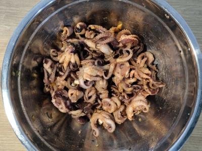 Kepti mini kalmarai ant grotelių Žingsnis 3