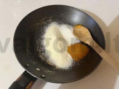 Švelni manų košė su abrikosų džemu Žingsnis 2