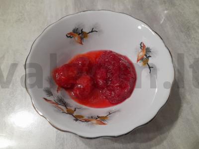 Žolelių arbata su uogomis ir medumi Žingsnis 2