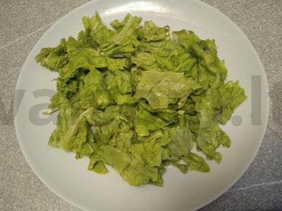 Salotas „Šviesoforas“ su konservuotais kukurūzais Žingsnis 1