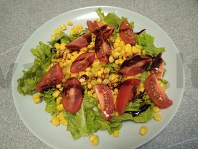 Salotas „Šviesoforas“ su konservuotais kukurūzais Žingsnis 4