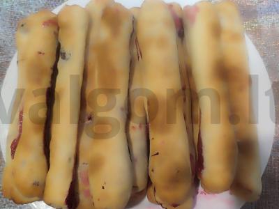 Skanus tortas „Vyšnių namelis“ Žingsnis 16