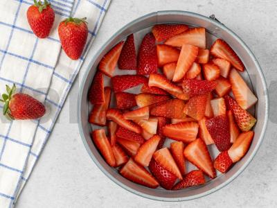 Greitas braškių pyragas Žingsnis 4