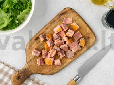 Salotos su lašiša ir avokadu medaus padaže Žingsnis 2