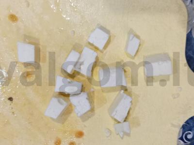 Salotas su feta sūriu per 10 minučių Žingsnis 4