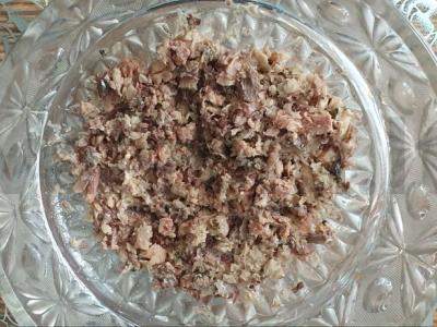 Salotas „Mimoza“ su kietuoju sūriu ir silkėmis Žingsnis 3