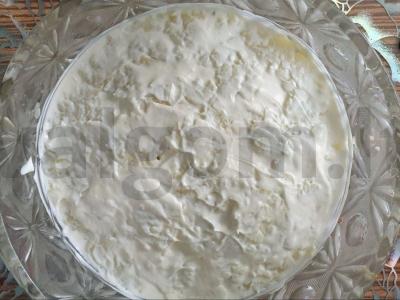 Salotas „Mimoza“ su kietuoju sūriu ir silkėmis Žingsnis 6